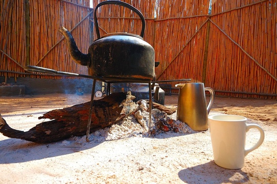 Boiling water at Umlani Bushcamp